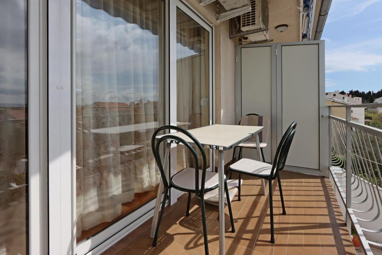 Apartments With A Parking Space Punat, Krk - 5410 외부 사진