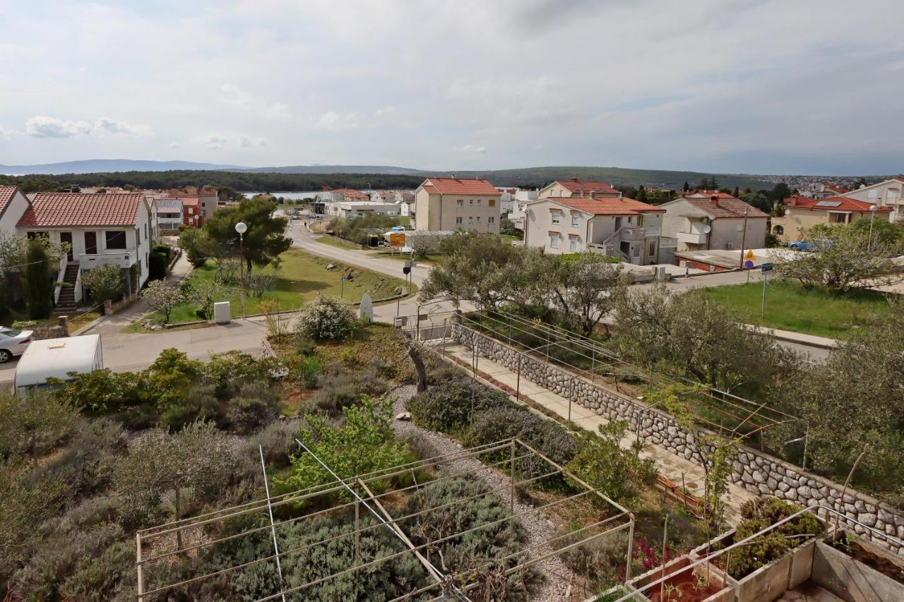Apartments With A Parking Space Punat, Krk - 5410 외부 사진